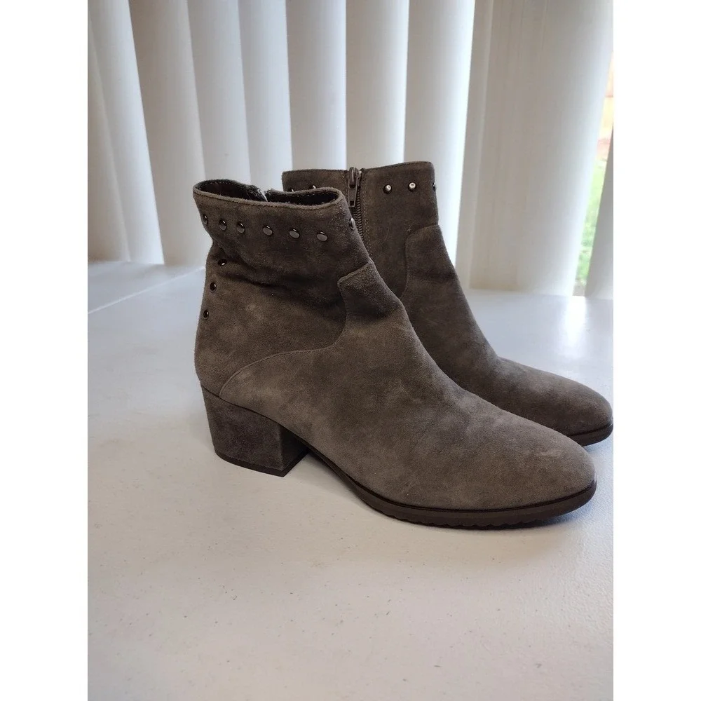 VANELI Women's Grey Suede Studded Block Heel Ankle Boots Size 7.5M